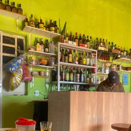 Imagens representativa de uma almoço em um restaurante caseiro