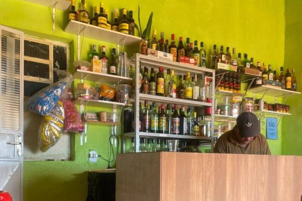 Imagens representativa de uma almoço em um restaurante caseiro